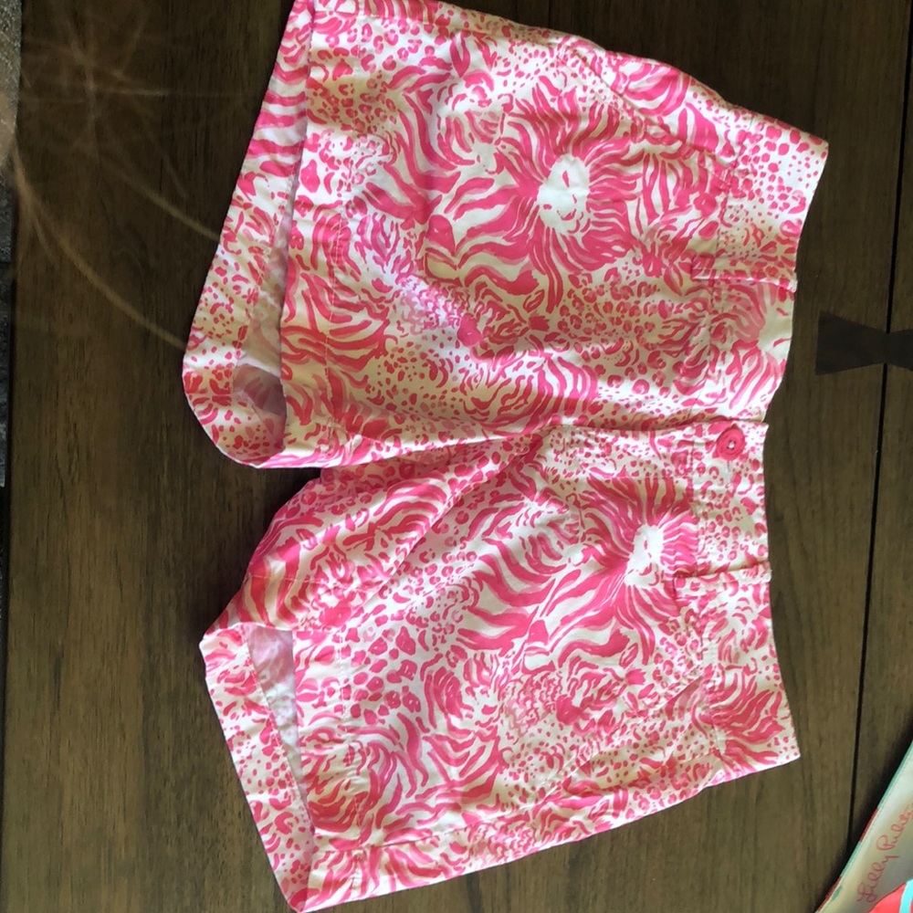 Lilly Pulitzer short